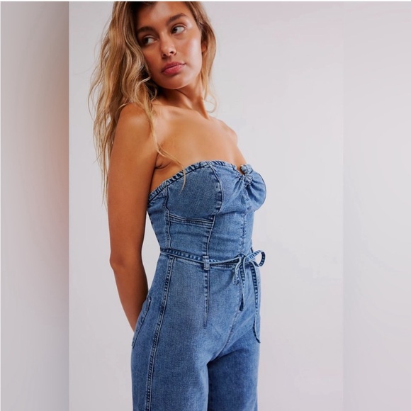 We the free CRVY femme denim jumpsuit NWOT - Picture 3 of 3